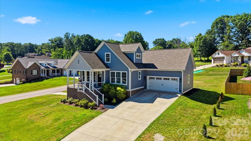 135 Maplewood Ct, Hudson, NC, 28638-2273 | Card Image