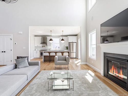 11 Rustic Dr, Rock Tavern, NY, 12575-5361 | Card Image