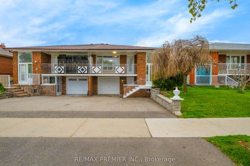 55 Firgrove Cres, North York, ON, M3N1K5 | Card Image