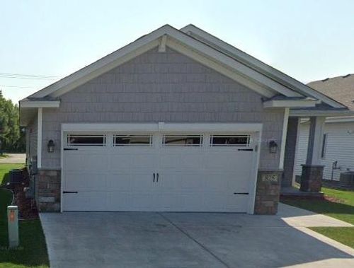 825 Golden Way Nw, Isanti, MN, 55040-6509 | Card Image