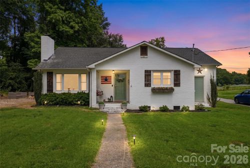 2698 Greenwood Rd, Rock Hill, SC, 29730-6611 | Card Image