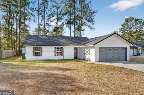 300 Foxwood Dr, Kingsland, GA, 31548-3370 | Card Image