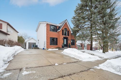 33 Chesterton Lane, Guelph, ON, N1E6S8 | Card Image