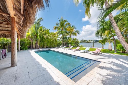 741 86th St, Miami Beach, FL, 33141-1115 | Card Image