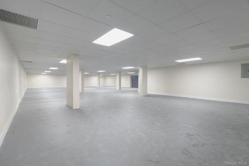 169-13 90th ave St, New York, NY, 11432 | Card Image