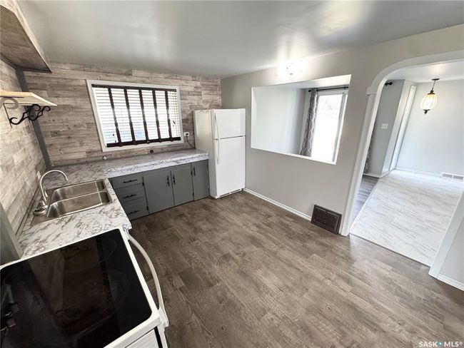 310 Maple Rd E, House other with 2 bedrooms, 1 bathrooms and 4 parking in Nipawin SK | Image 7