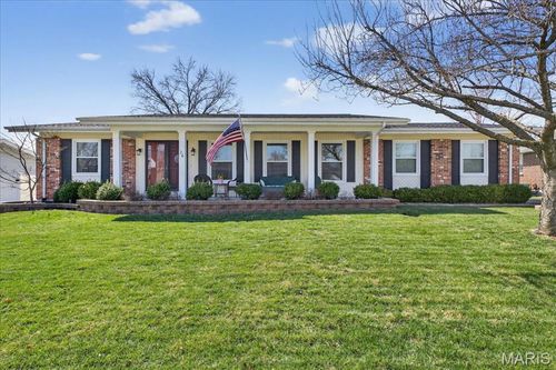 26 Grant Dr, Saint Peters, MO, 63376-1209 | Card Image