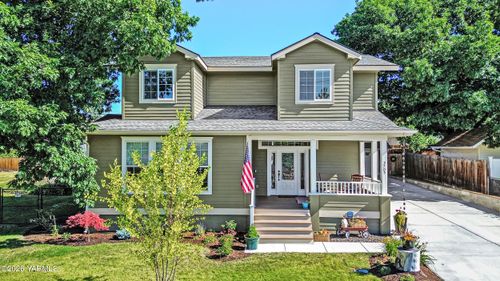 3705 W Chestnut Ave, Yakima, WA, 98902-3618 | Card Image