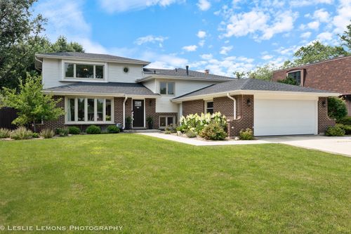 1917 Holly Ave, Darien, IL, 60561-3518 | Card Image