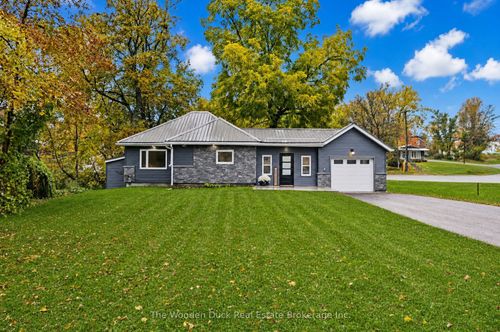 33 Victoria St, Norwood, ON, K0L2V0 | Card Image