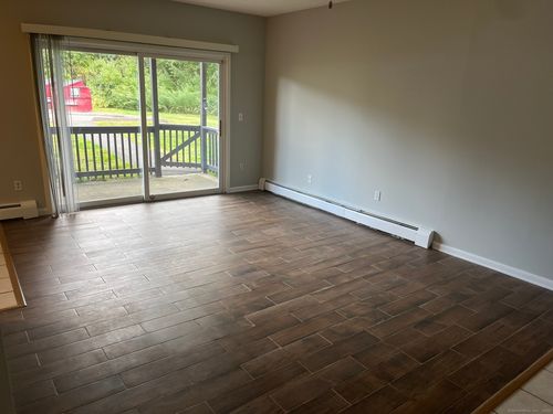apt-4-21 Balance Rock Rd, Seymour, CT, 06483-6007 | Card Image