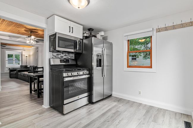 2168 Centerview Ln, House other with 3 bedrooms, 1 bathrooms and null parking in Mound MN | Image 14