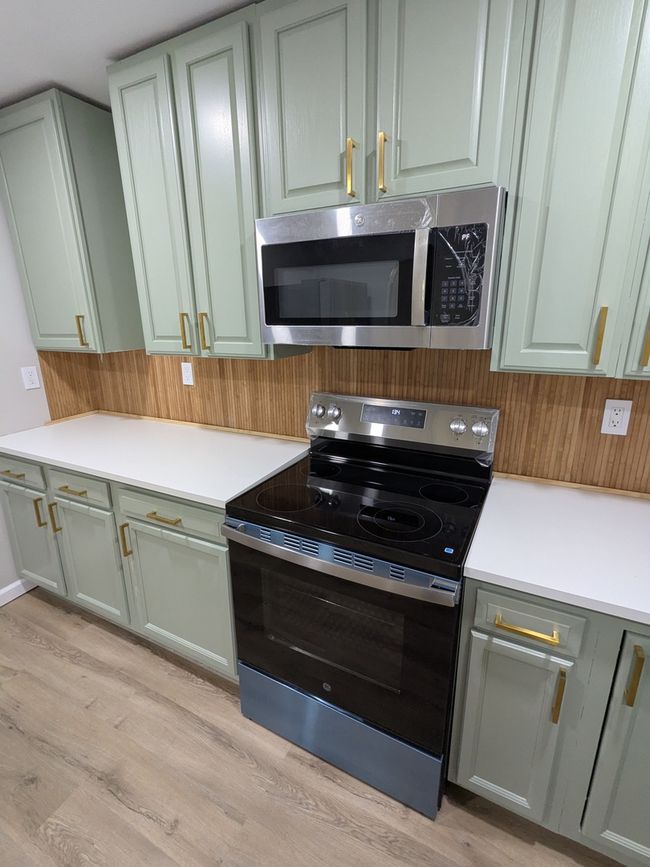 APT-1B - 38185 N State Park Rd, Condo with 2 bedrooms, 1 bathrooms and 2 parking in Spring Grove IL | Image 4