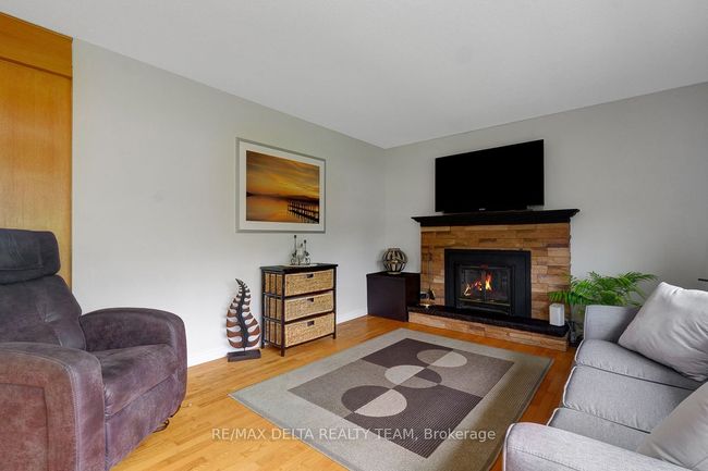 5041 Thunder Rd, House other with 4 bedrooms, 2 bathrooms and 5 parking in Carlsbad Springs ON | Image 8