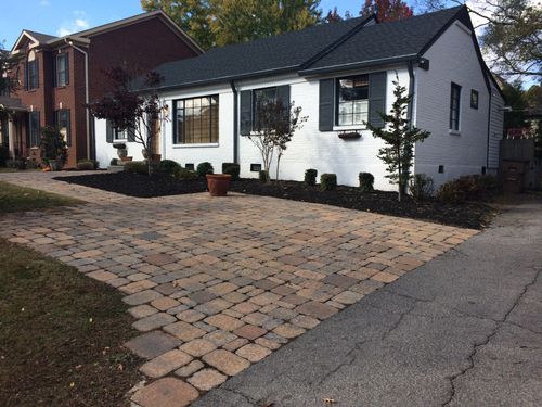 1714 Glen Echo Rd, Nashville, TN, 37215-2910 | Card Image