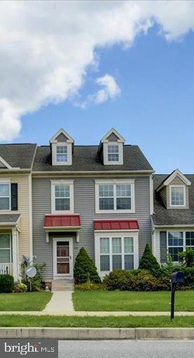 Deerfield Ln, Shippensburg, PA 17257