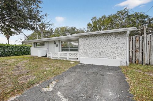 2299 Nw 73rd Ave, Sunrise, FL, 33313-3851 | Card Image