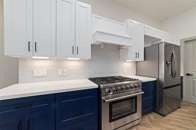 11931 S Red Cedar Cir, House other with 5 bedrooms, 4 bathrooms and 2 parking in The Woodlands TX | Image 9