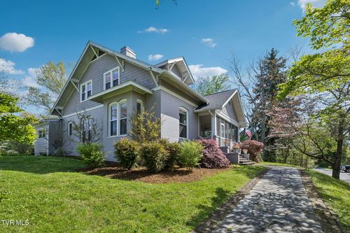 210 Clifton Heights Rd, Newport, TN, 37821-2402 | Card Image