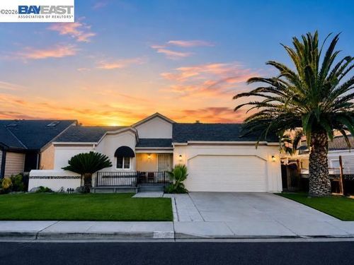 1755 Surfside Ct, Discovery Bay, CA, 94505-9336 | Card Image
