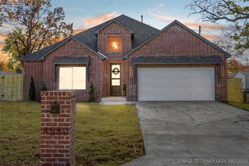 4560 W 64th Street, Sapulpa, OK, 74132 | Card Image