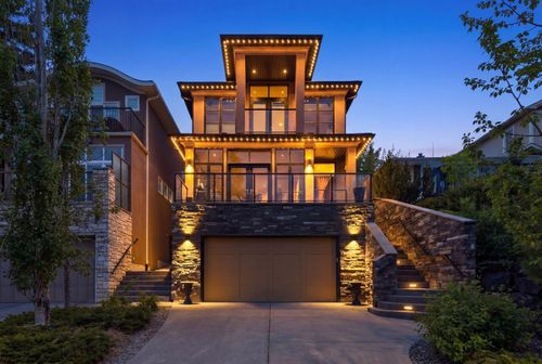 3610 8 Ave Nw, Calgary, AB, T2N1C9 | Card Image