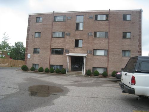 apt-46-763 Main St, Waltham, MA, 02451-0623 | Card Image