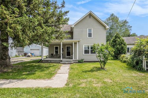4279 Defiance Pike, Wayne, OH, 43466-9611 | Card Image