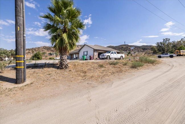 32-hdrephoto.com-31521-jacinto-ave-144 | Image 38
