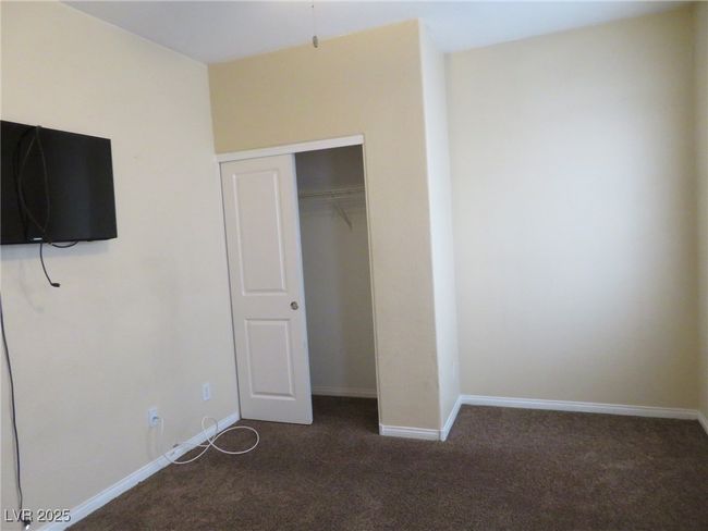 9342 Autumn View Ave, House other with 3 bedrooms, 3 bathrooms and null parking in Las Vegas NV | Image 7