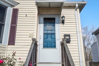 25 Planters St, House other with 2 bedrooms, 2 bathrooms and 2 parking in Salem MA | Image 2