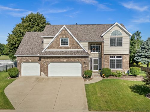 2913 Fox Creek Rd, Bloomington, IL, 61705-6307 | Card Image