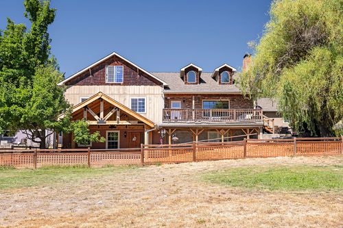 838 Ragsdale Rd, Trail, OR, 97541-9704 | Card Image