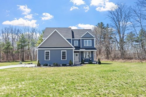11 Wilson Rd, Berlin, MA, 01503-1731 | Card Image