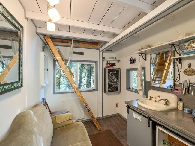 42-143-web-or-mls-7686B255-2E96-4F82-BF0 | Image 32
