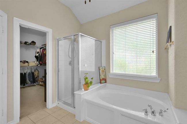 3307 Ellscott Ct, House other with 4 bedrooms, 2 bathrooms and 2 parking in Spring TX | Image 13