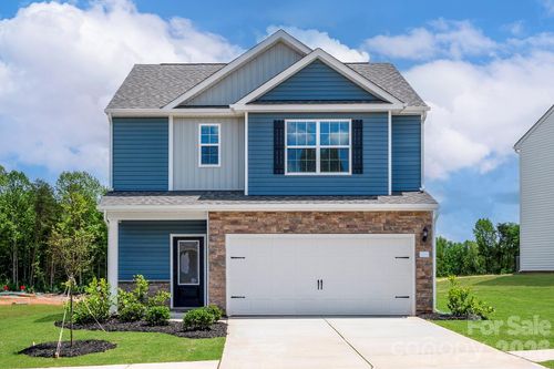 6729 Fairford Dr, Charlotte, NC, 28215 | Card Image