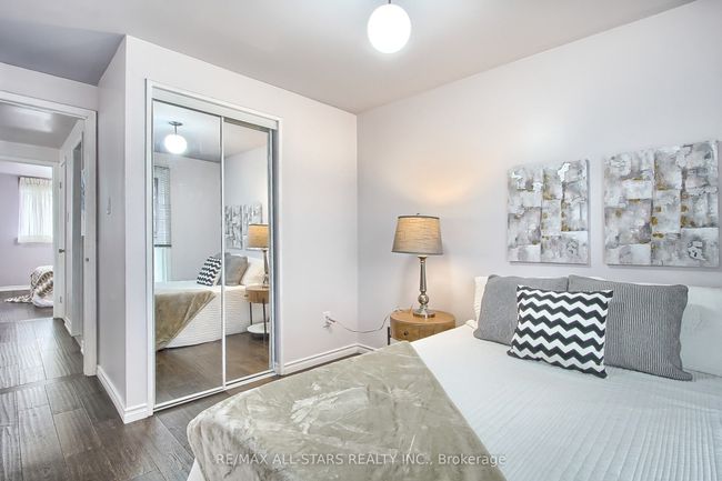 48 Archdekin Dr, House attached with 5 bedrooms, 3 bathrooms and 4 parking in Brampton ON | Image 26