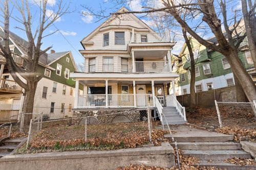 77 Wall St, Waterbury, CT, 06705-1137 | Card Image