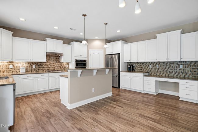 Kitchen | Image 23