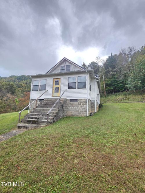 6793 Robinette Valley Rd, Duffield, VA, 24244-2980 | Card Image