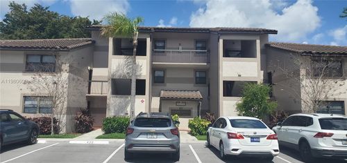 9945-9945 Nob Hill Pl, Sunrise, FL, 33351-4642 | Card Image