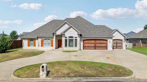 4113 Stonecreek Dr, Muskogee, OK, 74403-8644 | Card Image