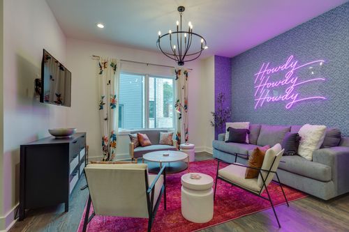 8-3206 W End Cir, Nashville, TN, 37203-1121 | Card Image