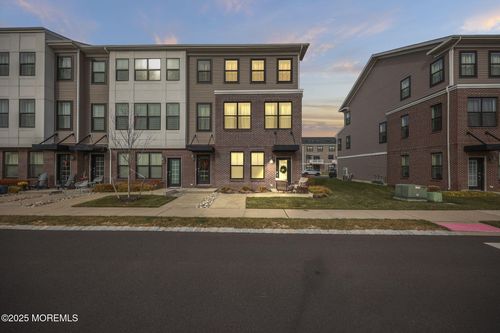 43 Midway Rd N, Tinton Falls, NJ, 07724 | Card Image