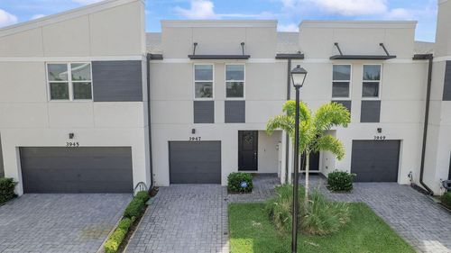3947 Mentmore Ln, Stuart, FL, 34997-6443 | Card Image
