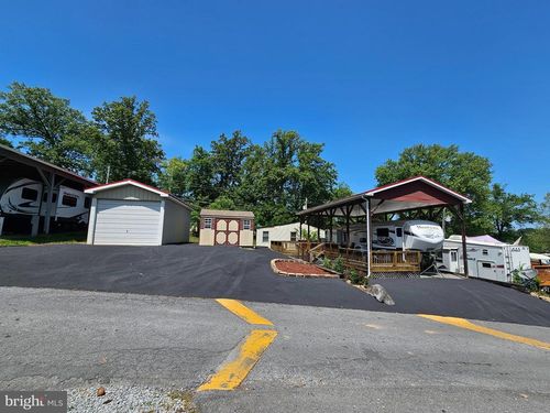 Block 24 Lots 19 &amp; 20 Poison Oak, FALLING WATERS, WV, 25419 | Card Image