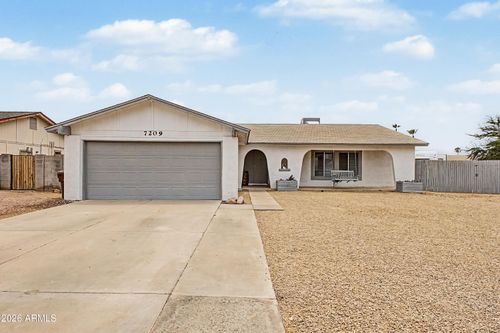 7209 W Palo Verde Ave, Peoria, AZ, 85345-8804 | Card Image