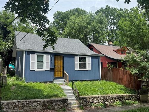 5002 Norledge Ave, Kansas City, MO, 64123-1344 | Card Image