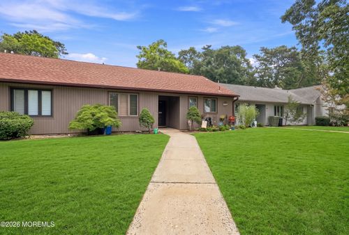203-203 Clipper Ct, Toms River, NJ, 08753-8160 | Card Image